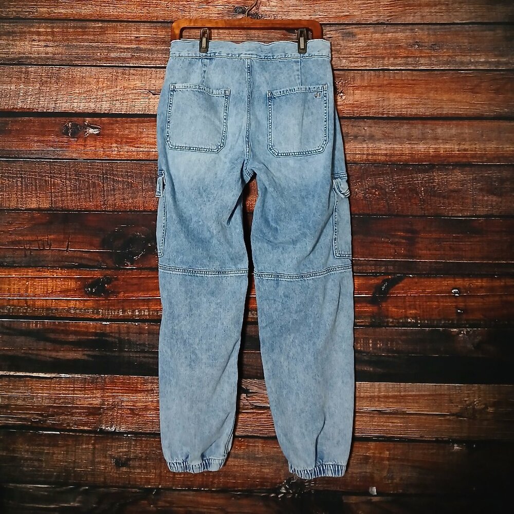 American Eagle Jeans 6 Denim Cargo Jogger High Rise - Picture 3 of 9